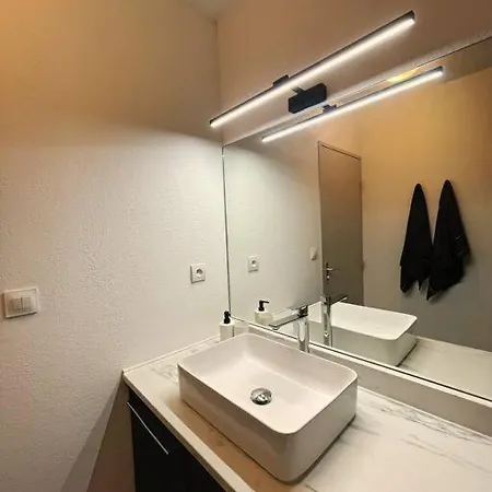 L'ecrin Urbain Centre Ville-parking Gratuit アパート モンペリエ